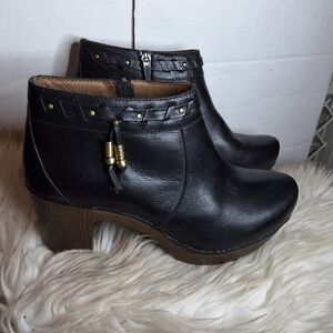 Dansko Dabney  Black Leather Patform Tassel Ankle Boots 41/11- 11.5
